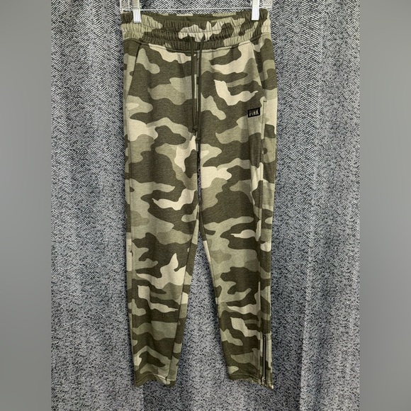 PINK Victoria's Secret Pants - VS PINK Camo Sweatpants